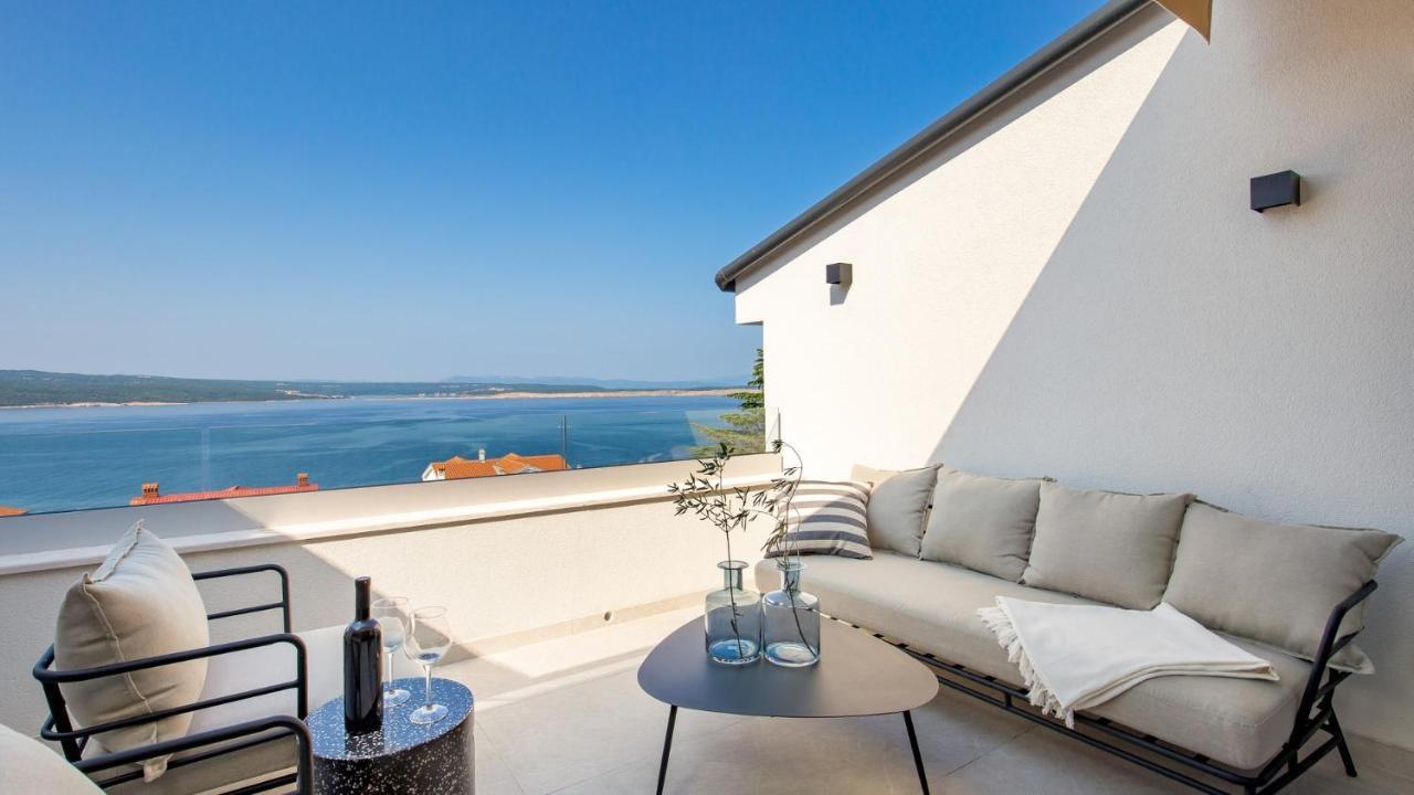 Apartments Villa Frankola With Swimming Pool Crikvenica Kültér fotó