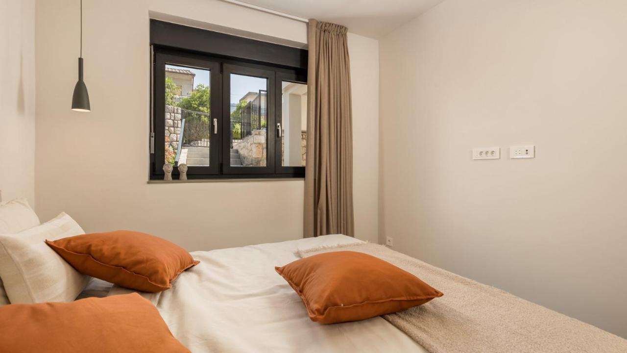 Apartments Villa Frankola With Swimming Pool Crikvenica Kültér fotó