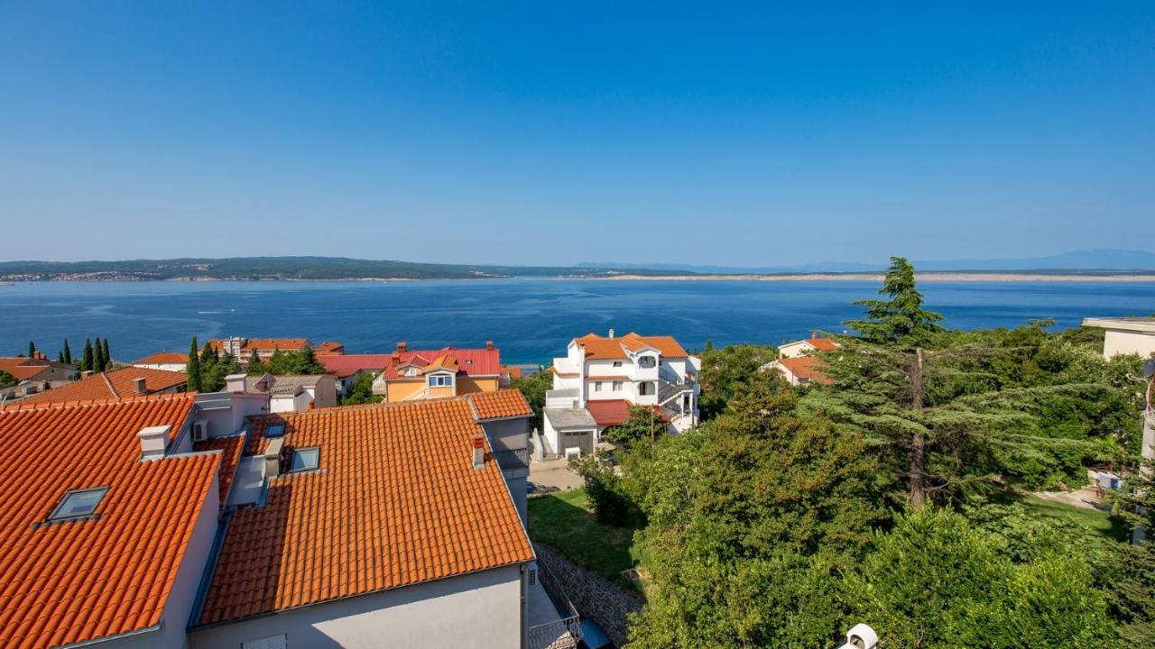 Apartments Villa Frankola With Swimming Pool Crikvenica Kültér fotó