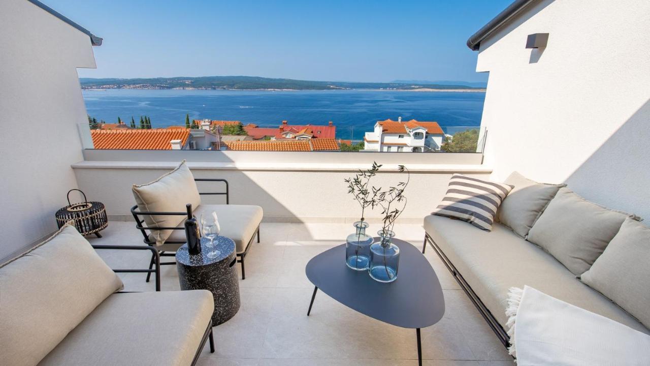 Apartments Villa Frankola With Swimming Pool Crikvenica Kültér fotó